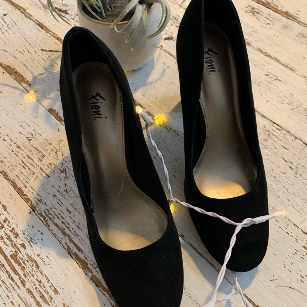 •heels•